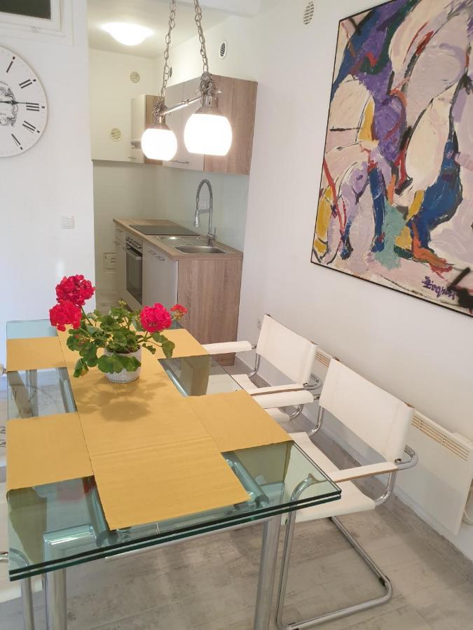 Apartman P-E Pula Exterior foto